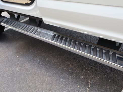 Used 2019 Ford F250 Lariat w/ Lariat Value Package AWD/4WD image 42