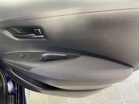 Used 2022 Toyota Corolla LE image 23