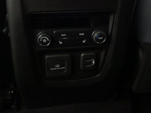 Used 2024 Buick Enclave Premium image 49