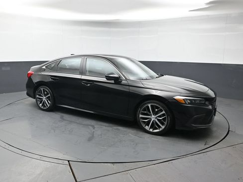 Used 2024 Honda Civic Touring image 8