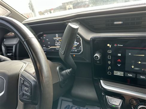 Used 2024 GMC Sierra 3500 Denali w/ Denali Reserve Package image 19