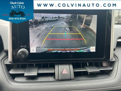 Used 2023 Toyota RAV4 XLE AWD/4WD image 16