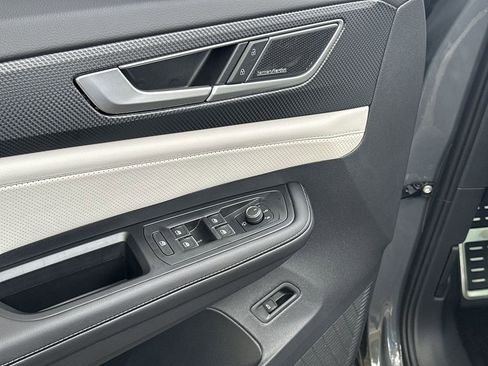 New 2026 Volkswagen Atlas Cross Sport SEL Premium R-Line image 13