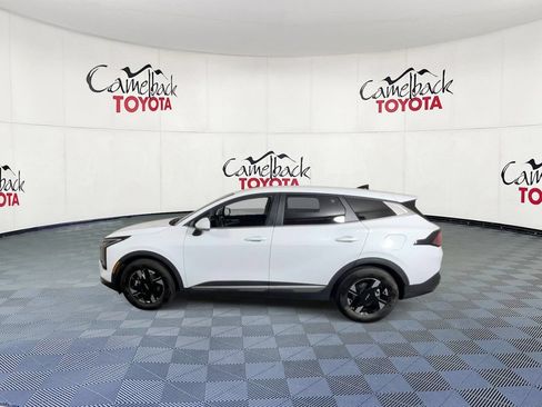 Used 2026 Kia Sportage LX FWD image 7