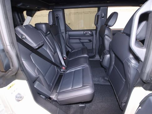 New 2025 Ford Bronco Outer Banks image 13