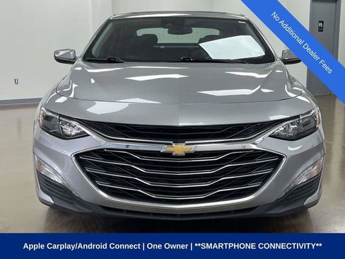 Used 2024 Chevrolet Malibu LT FWD image 2