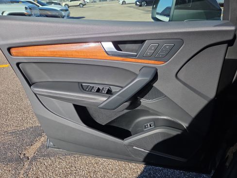 Used 2023 Audi Q5 2.0T Premium Plus image 9