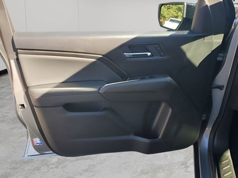 New 2026 GMC Canyon Elevation w/ Convenience Package image 26