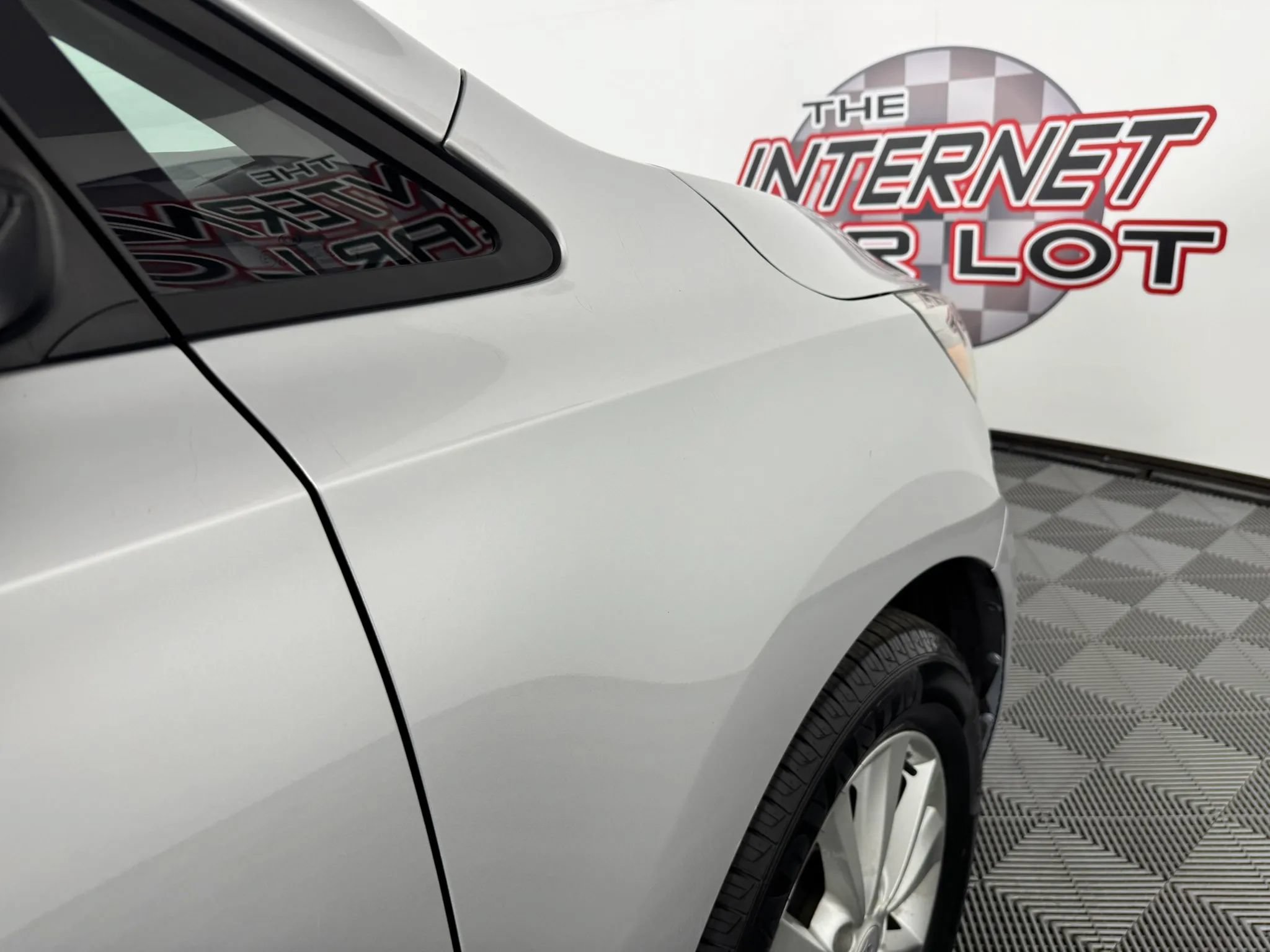 Used 2017 Kia Sedona LX w/ LX Essentials Premium Package FWD image 31