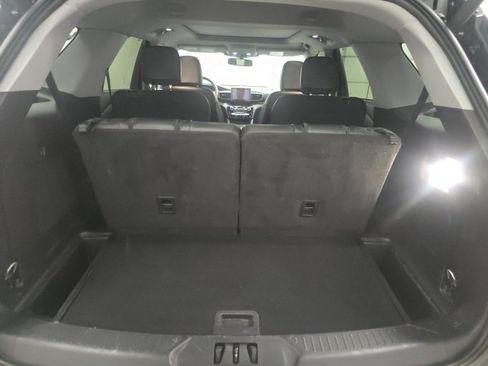 Used 2023 Ford Explorer Limited w/ Equipment Group 301A image 11