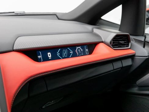 Used 2024 Lamborghini Revuelto image 30