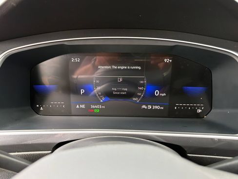 Certified 2023 Volkswagen Tiguan SE FWD image 35
