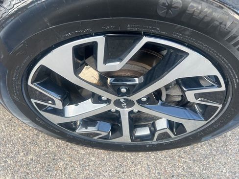 Certified 2023 Kia Sportage EX image 41