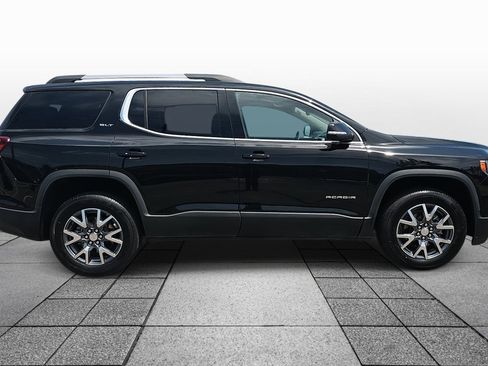 Used 2023 GMC Acadia SLT image 4