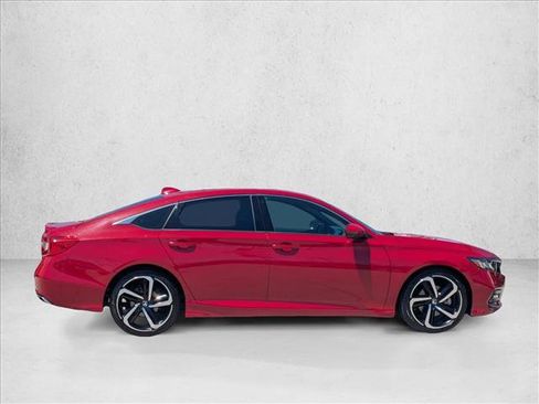 Used 2019 Honda Accord Sport image 4