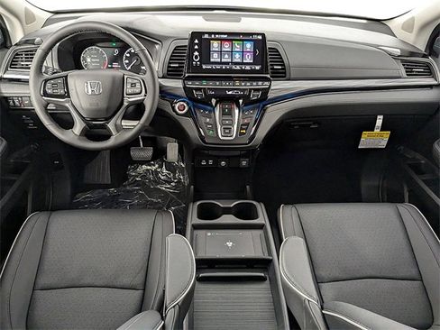 New 2026 Honda Odyssey Elite image 11