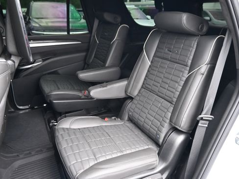 Used 2026 Cadillac Escalade V w/ LPO, ONYX Package AWD/4WD image 28