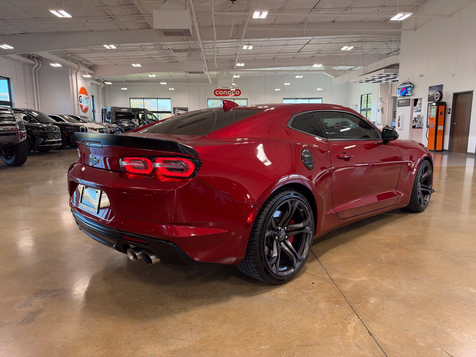 Used 2023 Chevrolet Camaro SS RWD image 8