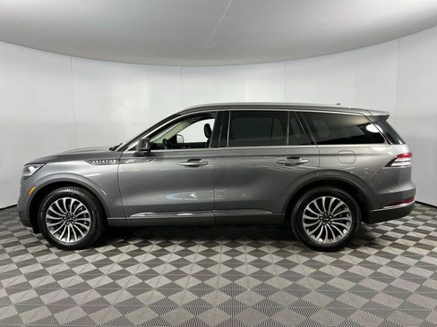 Used 2024 Lincoln Aviator Reserve image 10