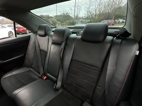 Used 2017 Toyota Camry XSE image 33