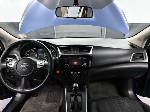 Used 2018 Nissan Sentra SV image 22