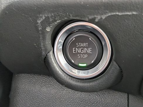 Certified 2025 Chevrolet Tahoe Premier RWD image 27