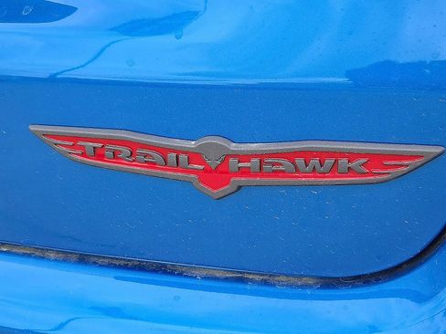New 2026 Jeep Compass Trailhawk w/ Sun, Sound & Navigation Group AWD/4WD image 9