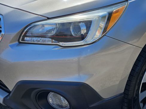 Used 2015 Subaru Outback 2.5i Limited AWD/4WD image 7