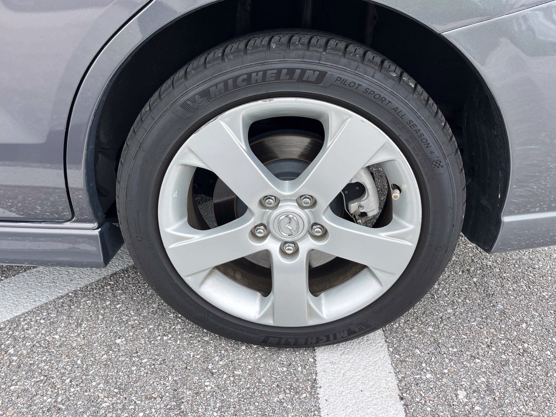 Used 2007 MAZDA MAZDA5 Sport w/ Popular Equipment Pkg FWD image 9