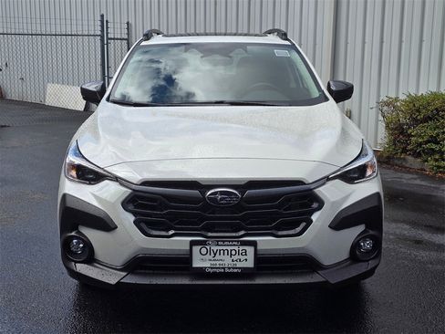 New 2025 Subaru Crosstrek 2.5i Premium image 2