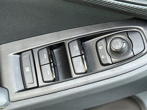 Used 2025 Subaru Crosstrek 2.5i Sport image 12