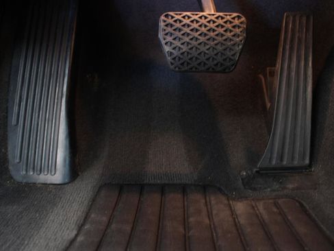 Used 2009 BMW 335i Coupe image 40