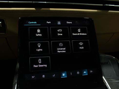 New 2025 Cadillac Escalade IQ Luxury 2 image 26