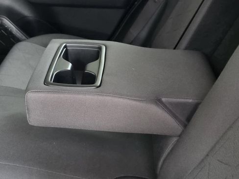 Used 2022 Toyota RAV4 XLE w/ Convenience Package AWD/4WD image 11