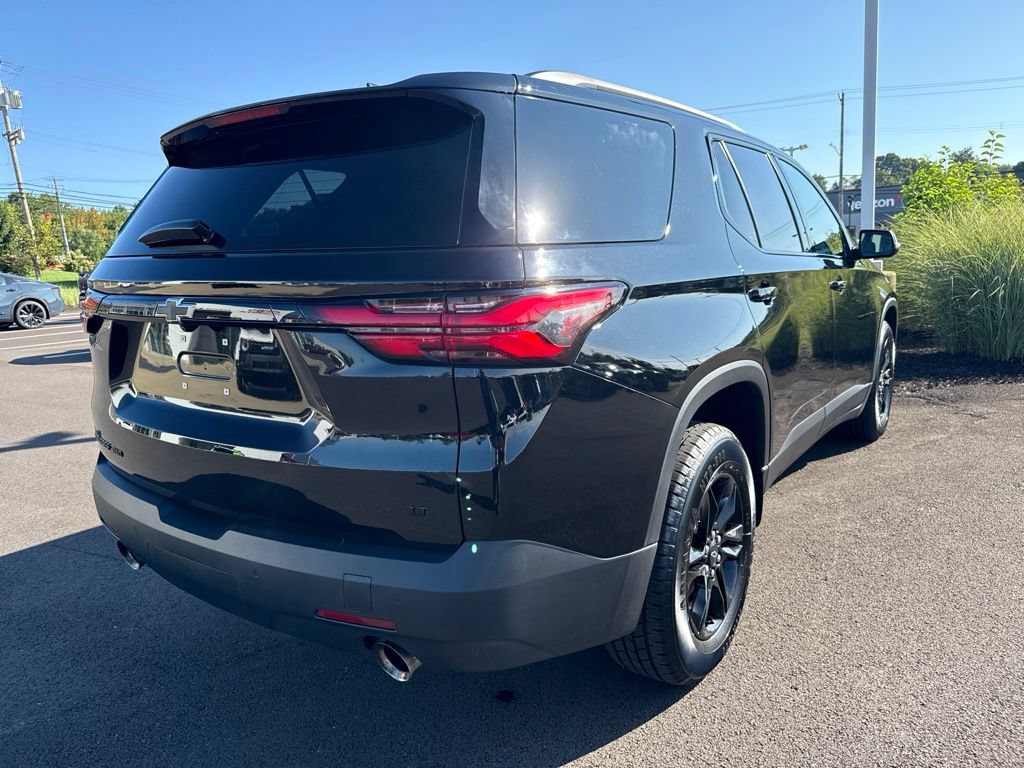 Used 2023 Chevrolet Traverse LT w/ Midnight/Sport Edition AWD/4WD image 5