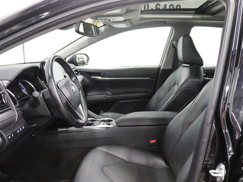Used 2022 Toyota Camry XLE AWD/4WD image 14
