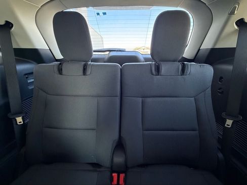 New 2026 Ford Explorer Active RWD image 8
