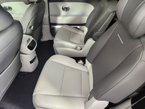 New 2026 Hyundai Ioniq 9 Limited AWD/4WD image 13