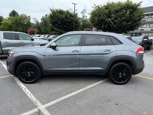 Used 2024 Volkswagen Atlas Cross Sport SE w/ Black Wheel Package AWD/4WD image 4