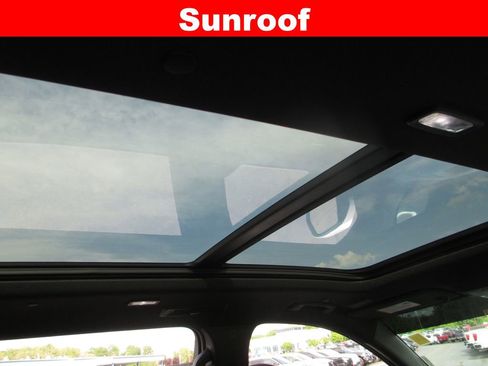 Used 2024 GMC Acadia Denali w/ Super Cruise Package AWD/4WD image 17