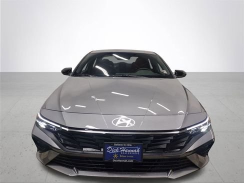 New 2026 Hyundai Elantra SEL Sport image 3
