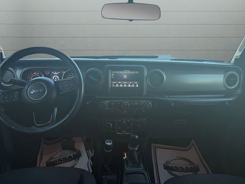 Used 2023 Jeep Wrangler Sport S image 11