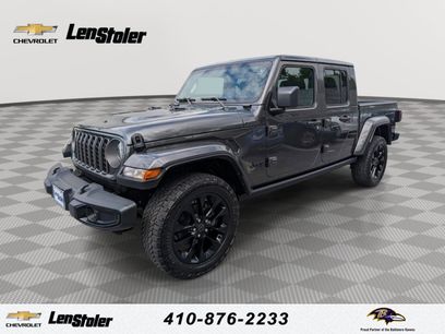 Used 2025 Jeep Gladiator Sport
