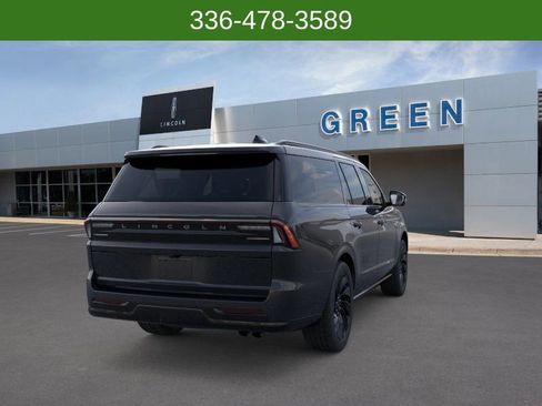 New 2026 Lincoln Navigator L Reserve AWD/4WD image 8