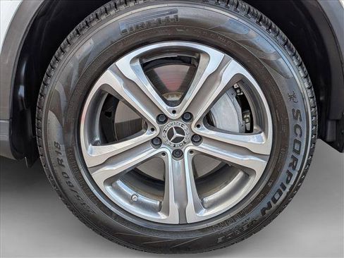 Used 2022 Mercedes-Benz GLC 300 image 23