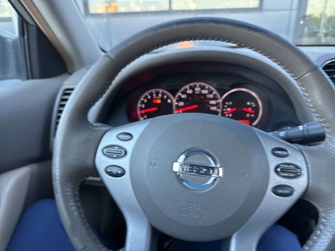 Used 2010 Nissan Altima 2.5 S w/ Convenience Pkg FWD image 5