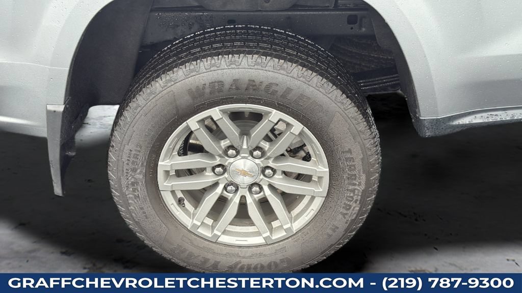Used 2024 Chevrolet Colorado LT w/ LT Convenience Package II AWD/4WD image 32
