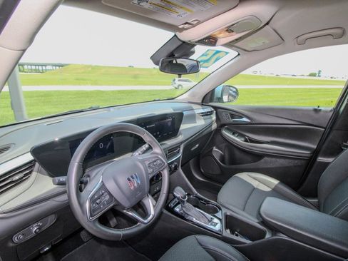 Used 2025 Buick Encore GX Preferred FWD image 15