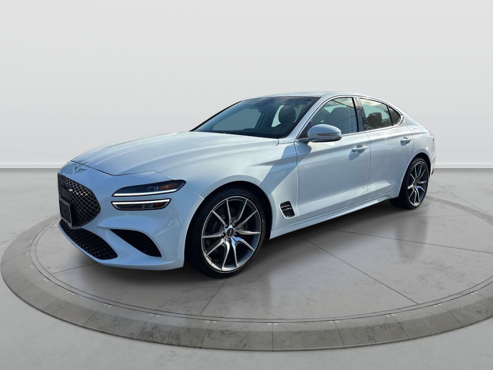 Used 2022 Genesis G70 3.3T AWD/4WD image 1