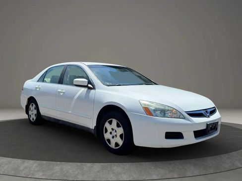 Used 2007 Honda Accord LX image 3
